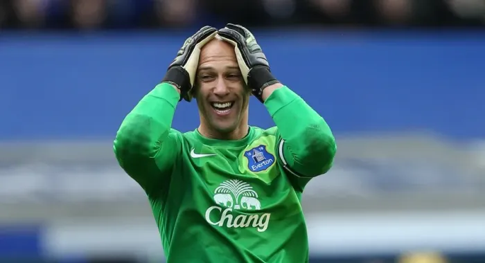 Framed Print : Everton's Triumph: Tim Howard's Heroics Lead to a 3-2 Victory Over Swansea City (BPL, Goodison Park, 22-03-2014) Framed Print : Everton's Triumph: Tim Howard's Heroics Lead to a 3-2 Victory Over Swansea City (BPL, Goodison Park, 22-03-2014)