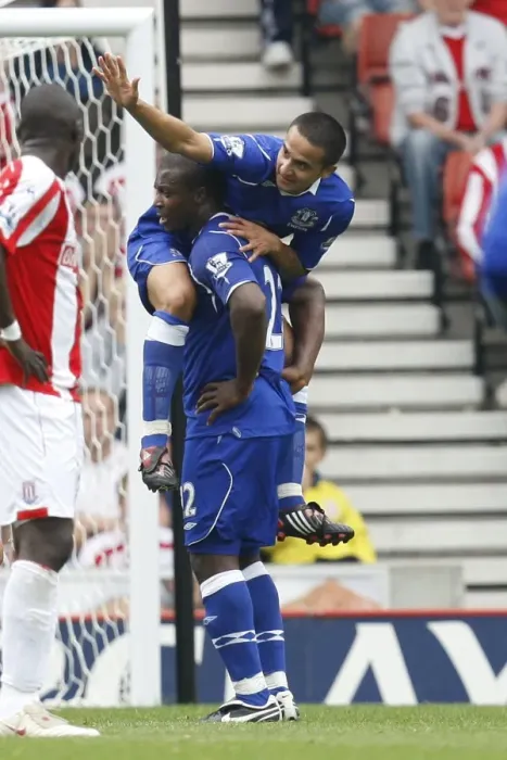 Framed Print : Everton's Unforgettable Start: Yakubu and Cahill's Goal Celebration, 2008 - Everton's First Goal vs. Stoke City Framed Print : Everton's Unforgettable Start: Yakubu and Cahill's Goal Celebration, 2008 - Everton's First Goal vs. Stoke City