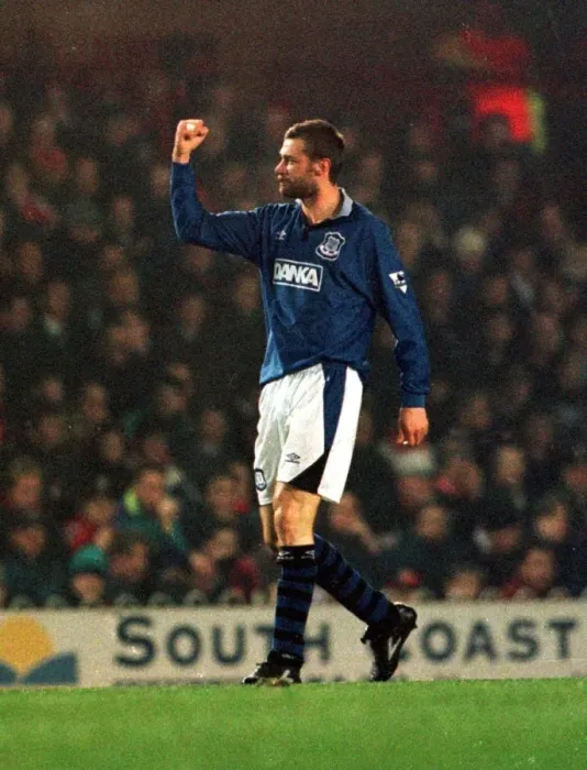 Framed Print : Everton's Unforgettable Victory: Duncan Ferguson's Thrilling Goal vs. Southampton (May 3, 1997)
