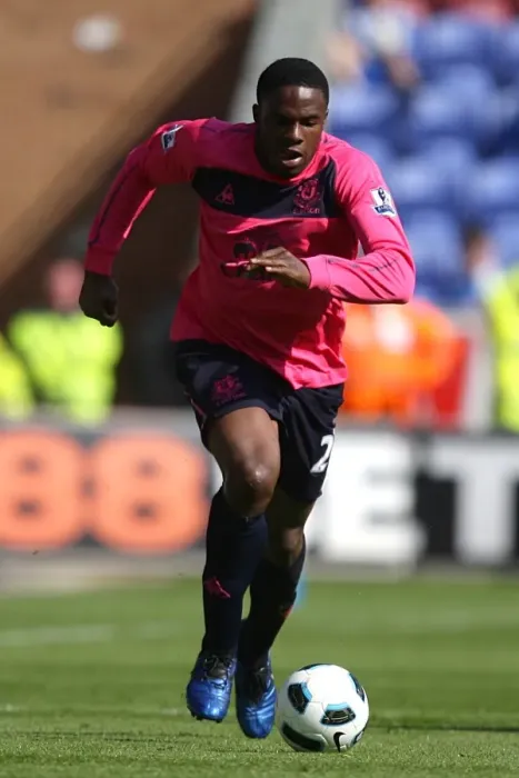 Framed Print : Everton's Victor Anichebe in Thrilling Action against Wigan Athletic (Barclays Premier League, 30 April 2011)
