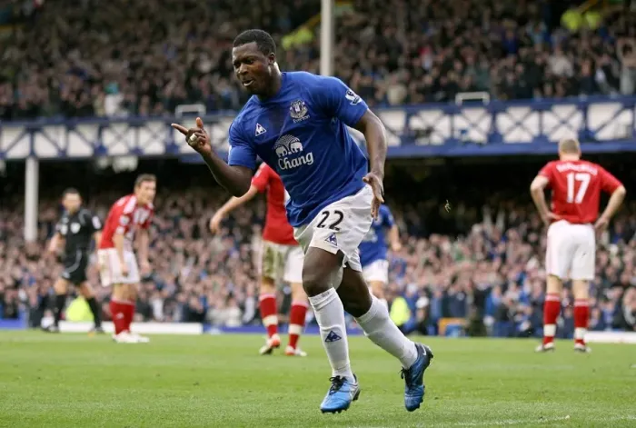 Framed Print : Everton's Yakubu Scores the Opener: Everton FC vs Stoke City (30 October 2010, Goodison Park)