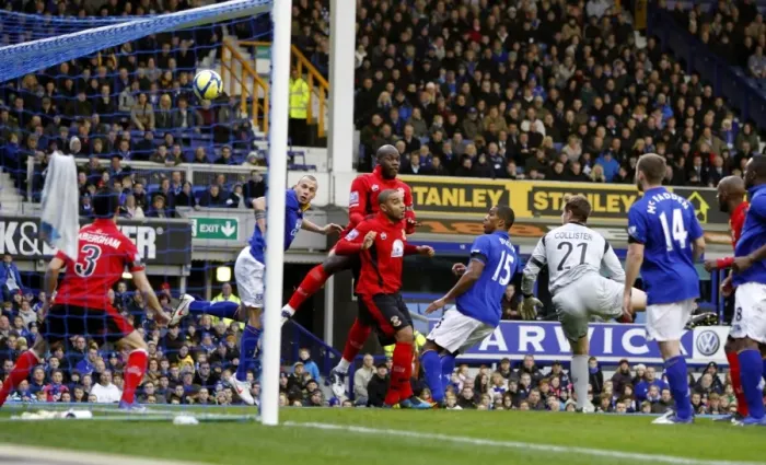 Framed Print : FA Cup - Third Round - Everton v Tamworth - Goodison Park Framed Print : FA Cup - Third Round - Everton v Tamworth - Goodison Park