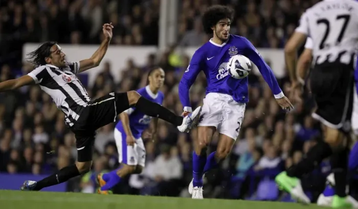Framed Print : Fellaini Overcomes Gutierrez: Everton vs. Newcastle United, Barclays Premier League, September 17, 2012 Framed Print : Fellaini Overcomes Gutierrez: Everton vs. Newcastle United, Barclays Premier League, September 17, 2012