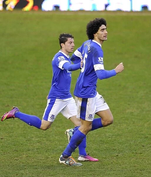 Fellaini and Oviedo: Everton's Unforgettable Goal Celebration vs. Aston Villa (3-3)