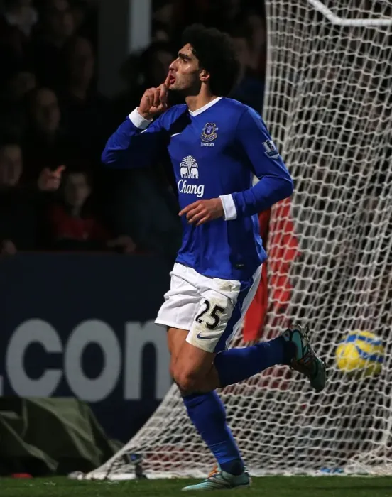 Framed Print : Five-Star Fellaini: Everton's R rout over Cheltenham Town in FA Cup Third Round (07-01-2013)