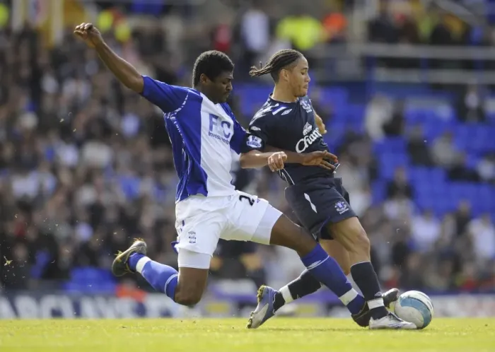 Framed Print : Football - Birmingham City v Everton Barclays Premier League - St Andrews - 12 / 4 / 08 Steven Pienaar - Everton in action against Radhi Jaidi - Birmingham City Mandatory Credit: Action Images / Tony O Brien Livepic NO ONLINE / INTERNET USE WITHOUT A L Framed Print : Football - Birmingham City v Everton Barclays Premier League - St Andrews - 12 / 4 / 08 Steven Pienaar - Everton in action against Radhi Jaidi - Birmingham City Mandatory Credit: Action Images / Tony O Brien Livepic NO ONLINE / INTERNET USE WITHOUT A L