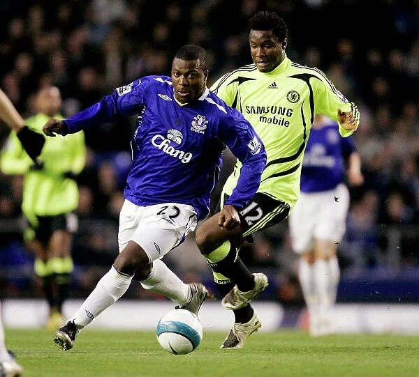 Football - Everton v Chelsea Barclays Premier League - Goodison Park - 17  /  4  /  08 Evertons Yakubu (L) battles with Chelseas John Obi Mikel Mandatory Credit: Action Images  /  Keith Williams Livepic NO ONLINE  /  INTERNET USE WITHOUT A LICENCE FROM T