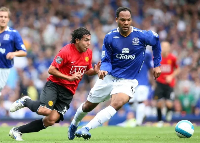 Framed Print : Football - Everton v Manchester United Barclays Premier League - Goodison Park - 15 / 9 / 07 Evertons Joleon Lescott (R) and Manchester Uniteds Carlos Tevez in action Mandatory Credit: Action Images / Matthew Framed Print : Football - Everton v Manchester United Barclays Premier League - Goodison Park - 15 / 9 / 07 Evertons Joleon Lescott (R) and Manchester Uniteds Carlos Tevez in action Mandatory Credit: Action Images / Matthew