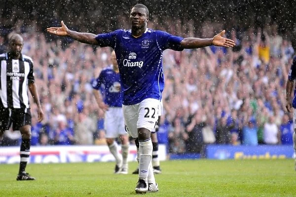 Football - Everton v Newcastle United Barclays Premier League - Goodison Park - 11  /  5  /  08 Evertons Yakubu celebrates scoring his sides third goal Mandatory Credit: Action Images  /  Keith Williams Livepic NO ONLINE  /  INTERNET USE WITHOUT A LICENCE FRO