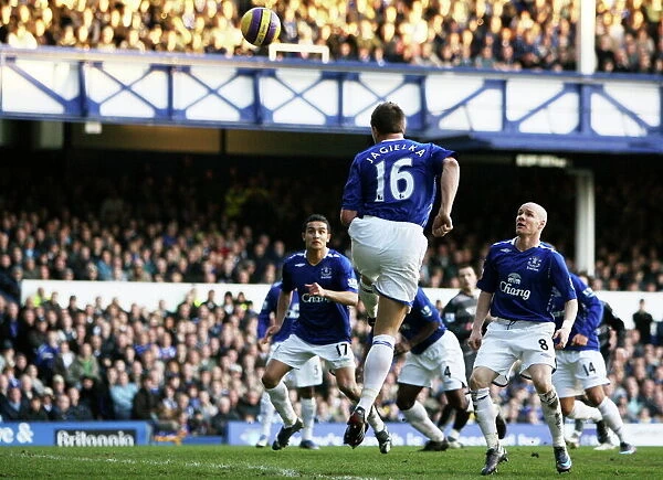 Football - Everton v Reading - Barclays Premier League - Goodison Park - 07  /  08 - 9  /  2  /  08 Phil Jagielka scores the first goal for Everton Mandatory Credit: Action Images  /  Carl Recine