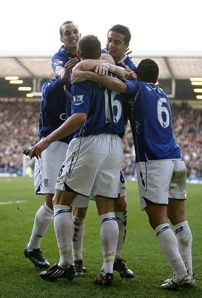 Football - Everton v Reading - Barclays Premier League - Goodison Park - 07  /  08 - 9  /  2  /  08 Phil Jagielka celebrates scoring the first goal for Everton with team mates Mandatory Credit: Action Images  /  Carl Recine