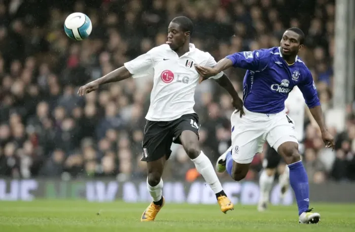 Framed Print : Football - Fulham v Everton Barclays Premier League - Craven Cottage - 16  /  3  /  08 Fulhams Eddie Johnson and Evertons Joseph Yobo Mandatory Credit: Action Images  /  John Sibley Livepic NO ONLINE  /  INTERNET USE WITHOUT A LICENCE FROM THE FOOTBALL D