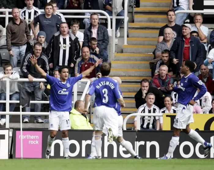 Framed Print : Football - Newcastle United v Everton FA Barclays Premiership - St James Park - 24 / 9 / 06 Evertons Ti Framed Print : Football - Newcastle United v Everton FA Barclays Premiership - St James Park - 24 / 9 / 06 Evertons Ti