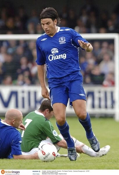 Football - Northern Ireland XI v Everton - Pre Season Friendly - Coleraine Showgrounds - 14  /  7  /  07 Evertons Nuno Valente in action Mandatory Credit: Action Images  / 