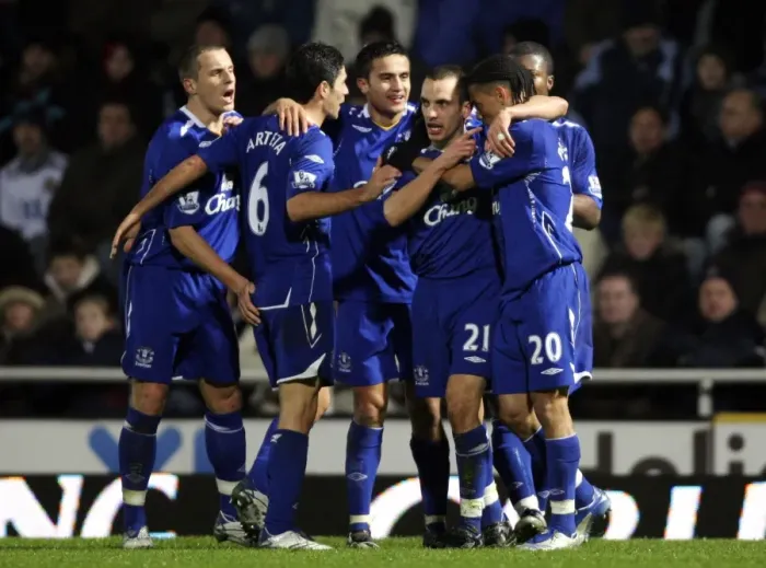 Framed Print : Football - West Ham United v Everton Carling Cup Quarter Final - Upton Park - 07 / 08 - 12 / 12 / 07 Leon Osman - Everton celebrates with team mates after scoring their first goal of the match Mandatory Credit: Action Images / Framed Print : Football - West Ham United v Everton Carling Cup Quarter Final - Upton Park - 07 / 08 - 12 / 12 / 07 Leon Osman - Everton celebrates with team mates after scoring their first goal of the match Mandatory Credit: Action Images /