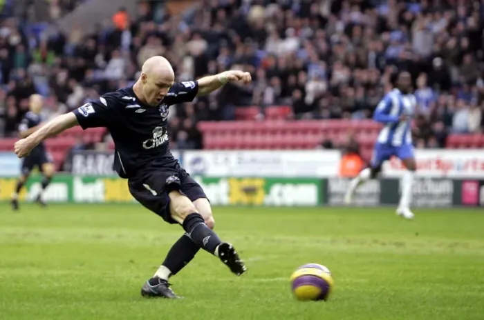 Framed Print : Football - Wigan Athletic v Everton Barclays Premier League - The JJB Stadium - 20 / 1 / 08 Evertons Andrew Johnson scores Framed Print : Football - Wigan Athletic v Everton Barclays Premier League - The JJB Stadium - 20 / 1 / 08 Evertons Andrew Johnson scores
