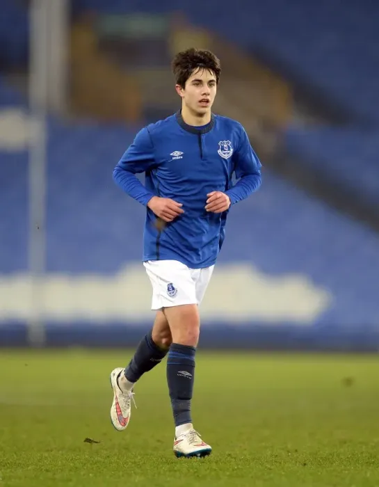 Framed Print : Fourth Round FA Youth Cup Showdown: Everton's Liam Walsh Shines at Goodison Park vs Southampton Framed Print : Fourth Round FA Youth Cup Showdown: Everton's Liam Walsh Shines at Goodison Park vs Southampton