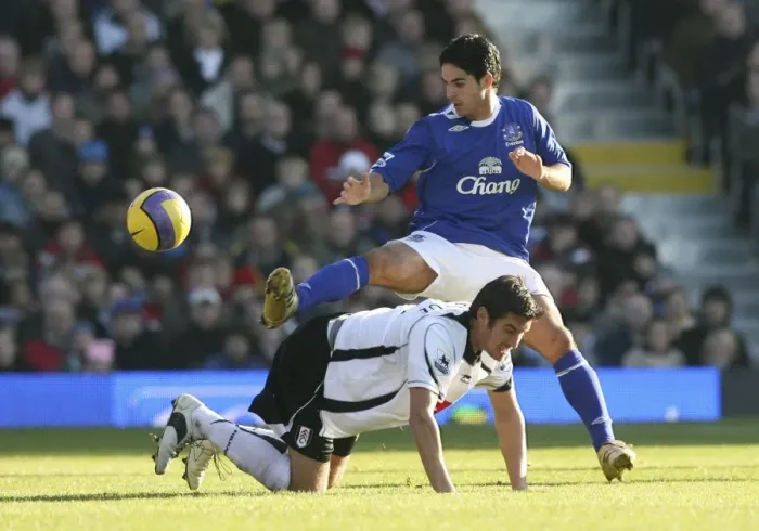 Framed Print : Fulham v Everton 4  /  11  /  06 Franck Queudrue of Fulham in action with Evertons Mikel Arteta