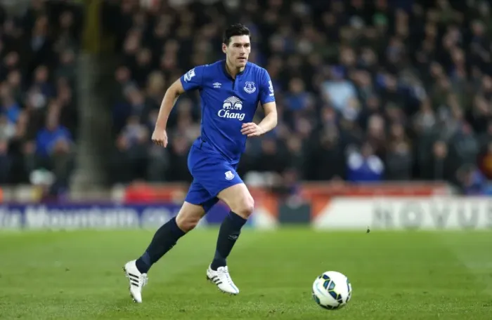 Framed Print : Gareth Barry in Action: Everton vs Stoke City, Premier League - Britannia Stadium