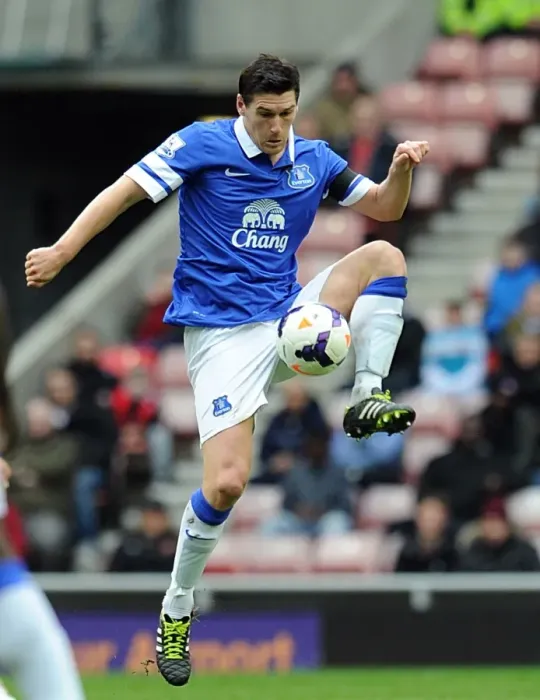 Framed Print : Gareth Barry Scores the Winning Goal: Everton's Triumph at Sunderland's Stadium of Light (April 12, 2014, Barclays Premier League) Framed Print : Gareth Barry Scores the Winning Goal: Everton's Triumph at Sunderland's Stadium of Light (April 12, 2014, Barclays Premier League)