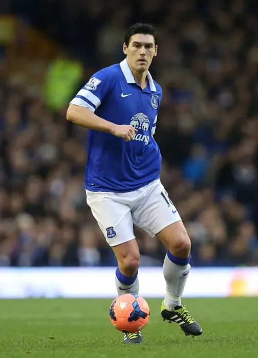 Framed Print : Gareth Barry's Leadership: Everton's 4-0 FA Cup Victory over Queens Park Rangers (04-01-2014) Framed Print : Gareth Barry's Leadership: Everton's 4-0 FA Cup Victory over Queens Park Rangers (04-01-2014)