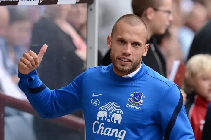 Framed Print : Heitinga's Heroics: Everton's Triumph over Aston Villa (3-1, August 25, 2012, Villa Park) Framed Print : Heitinga's Heroics: Everton's Triumph over Aston Villa (3-1, August 25, 2012, Villa Park)