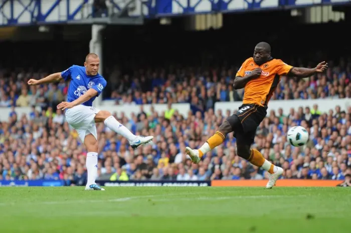 Framed Print : Heitinga's Strike at Goodison Park: Everton vs. Wolverhampton Wanderers, Barclays Premier League Framed Print : Heitinga's Strike at Goodison Park: Everton vs. Wolverhampton Wanderers, Barclays Premier League