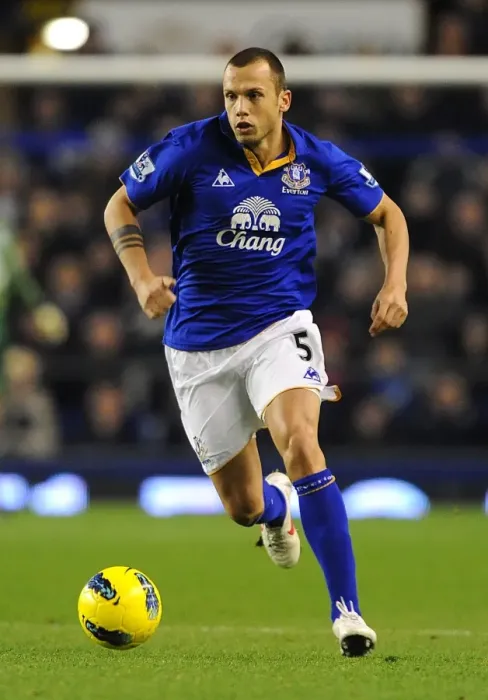 Framed Print : Heitinga's Unyielding Spirit: Everton's Victory Over Swansea City (21 December 2011) Framed Print : Heitinga's Unyielding Spirit: Everton's Victory Over Swansea City (21 December 2011)