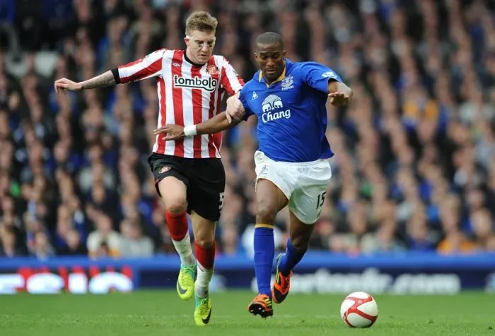 Framed Print : Intense Battle for FA Cup Possession: Bendtner vs. Distin at Goodison Park (Everton vs. Sunderland, 17 March 2012) Framed Print : Intense Battle for FA Cup Possession: Bendtner vs. Distin at Goodison Park (Everton vs. Sunderland, 17 March 2012)
