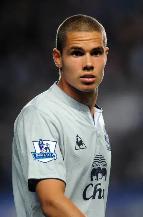 Framed Print : Jack Rodwell at Stamford Bridge: Everton vs. Chelsea, Barclays Premier League (15 October 2011)