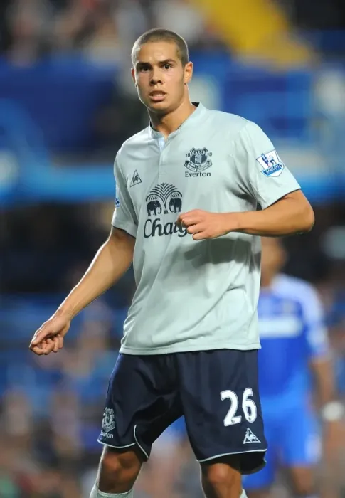 Framed Print : Jack Rodwell at Stamford Bridge: Everton vs Chelsea, Premier League Showdown (October 15, 2011) Framed Print : Jack Rodwell at Stamford Bridge: Everton vs Chelsea, Premier League Showdown (October 15, 2011)