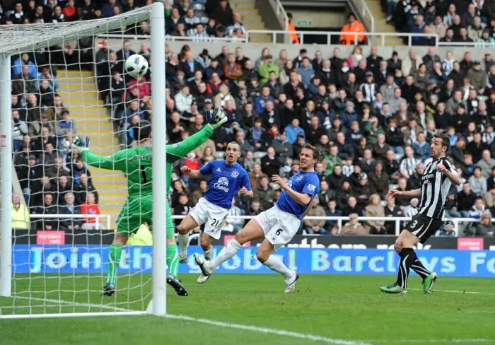 Framed Print : Jagielka Scores Everton's Second Goal Against Newcastle United at St. James Park (05.03.2011)