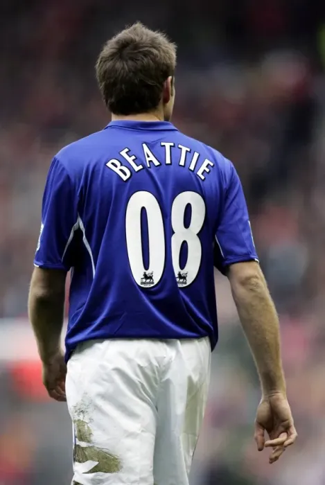 Framed Print : James Beattie in Everton's Iconic 08 Shirt