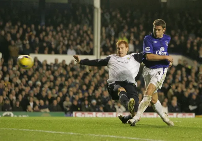 Framed Print : James Beattie's Historic Debut Goal for Everton FC Framed Print : James Beattie's Historic Debut Goal for Everton FC