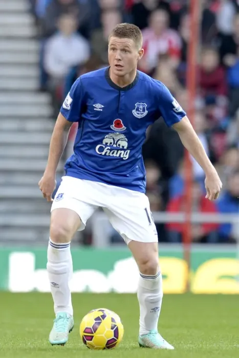 Framed Print : James McCarthy in Action: Everton vs. Sunderland, Premier League 2014