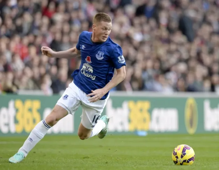 Framed Print : James McCarthy in Action: Everton vs Sunderland, Premier League 2014