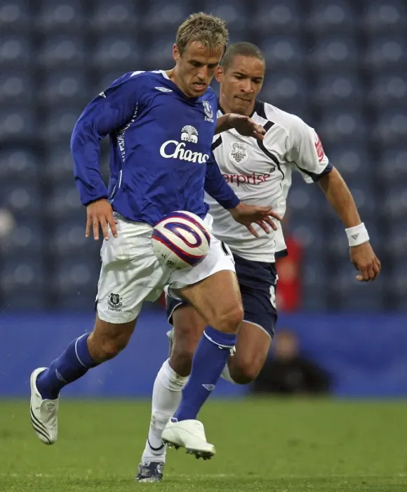 Framed Print : Jarrett vs. Neville: Preston North End vs. Everton Pre-Season Clash at Deepdale (18 / 7 / 07) Framed Print : Jarrett vs. Neville: Preston North End vs. Everton Pre-Season Clash at Deepdale (18 / 7 / 07)