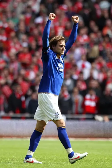 Framed Print : Jelavic's Thrilling Opener: Everton vs. Liverpool FA Cup Semi-Final at Wembley Stadium (April 14, 2012) Framed Print : Jelavic's Thrilling Opener: Everton vs. Liverpool FA Cup Semi-Final at Wembley Stadium (April 14, 2012)