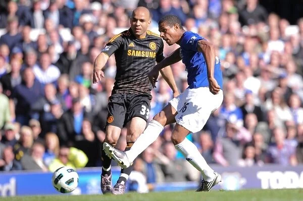 Jermaine Beckford's Thrilling Goal Attempt Under Pressure from Chelsea's Alex (Everton vs Chelsea, Barclays Premier League, 2011)
