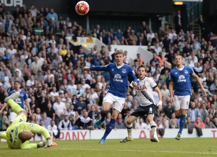 Framed Print : John Stones in Action: Everton vs. Tottenham, Premier League at White Hart Lane Framed Print : John Stones in Action: Everton vs. Tottenham, Premier League at White Hart Lane