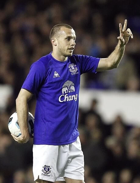Johnny Heitinga in Action: Everton vs. Fulham, Barclays Premier League (19 March 2011), Goodison Park