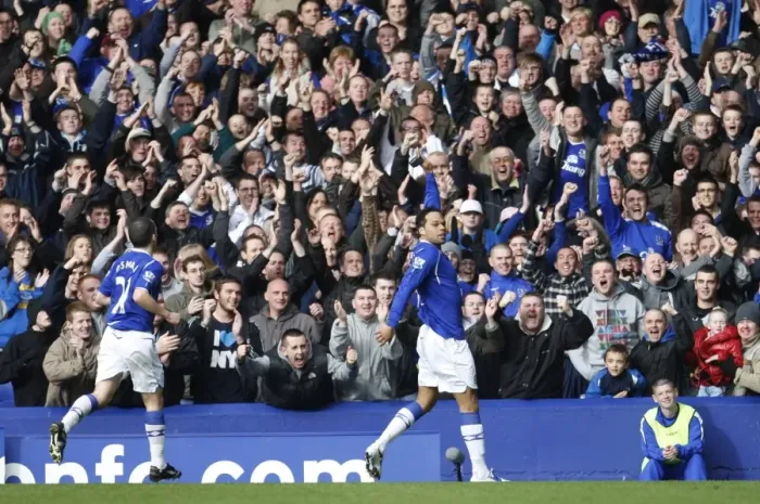 Framed Print : Joleon Lescott Scores His Second Goal: Everton's Victory Over Stoke City (08 / 09 Season) Framed Print : Joleon Lescott Scores His Second Goal: Everton's Victory Over Stoke City (08 / 09 Season)
