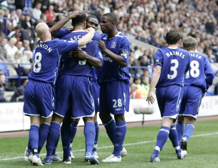 Framed Print : Joleon Lescott's Game-Winning Goal: Everton's 1-2 Triumph Over Bolton Wanderers (01 / 09 / 07) Framed Print : Joleon Lescott's Game-Winning Goal: Everton's 1-2 Triumph Over Bolton Wanderers (01 / 09 / 07)