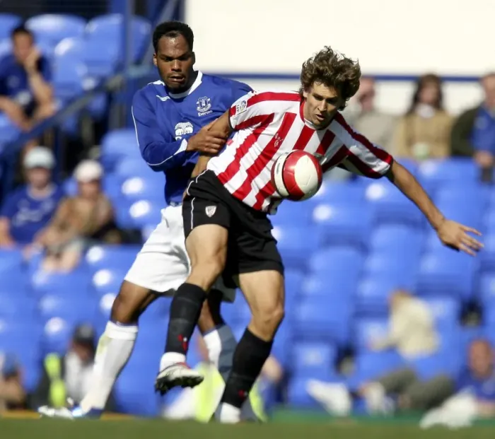 Framed Print : Joleon Lescott's Thrilling Everton Debut: A New Era Begins Framed Print : Joleon Lescott's Thrilling Everton Debut: A New Era Begins