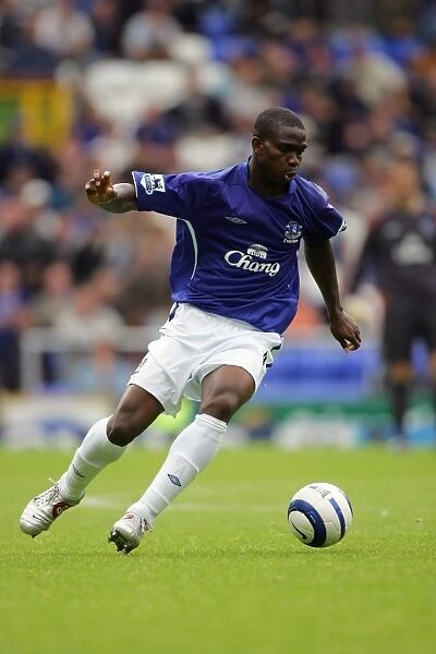 Joseph Yobo on the ball for Everton