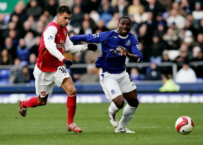 Framed Print : Joseph Yobo vs. Jeremie Aliadiere: Everton vs. Arsenal, FA Barclays Premiership, Goodison Park - March 18, 2007 Framed Print : Joseph Yobo vs. Jeremie Aliadiere: Everton vs. Arsenal, FA Barclays Premiership, Goodison Park - March 18, 2007