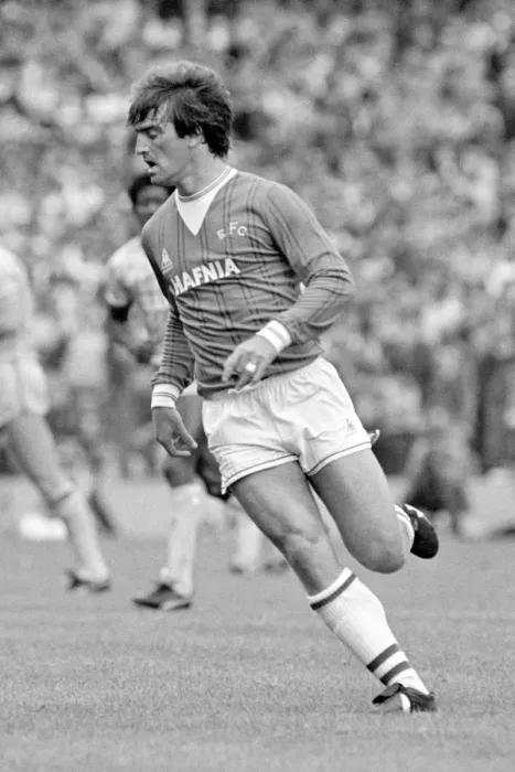 Framed Print : Kevin Ratcliffe at Goodison Park: Everton vs Coventry City - Division One Clash Framed Print : Kevin Ratcliffe at Goodison Park: Everton vs Coventry City - Division One Clash