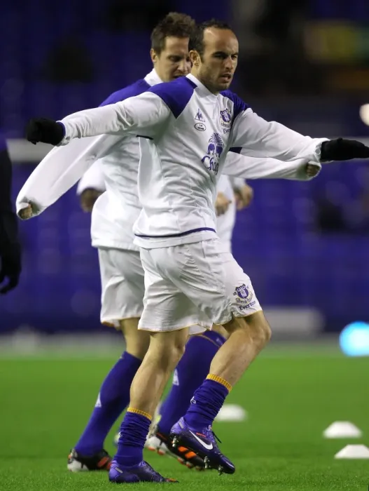 Framed Print : Landon Donovan Joins Everton Team Warm-Up Before Everton vs. Bolton Wanderers (04 January 2012) Framed Print : Landon Donovan Joins Everton Team Warm-Up Before Everton vs. Bolton Wanderers (04 January 2012)