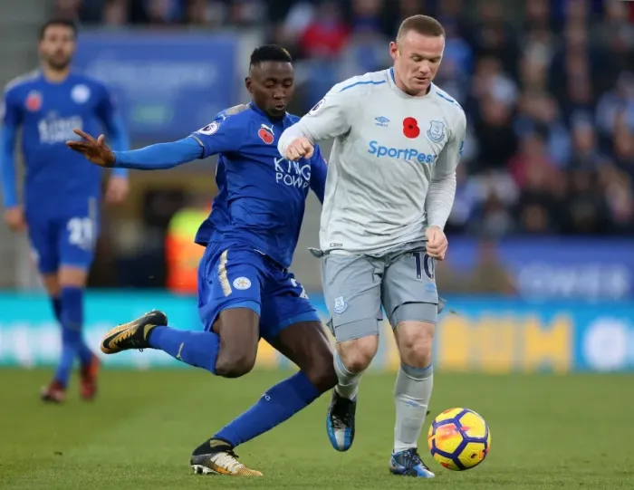Framed Print : Leicester City vs Everton: Intense Battle for the Ball between Wilfred Ndidi and Wayne Rooney
