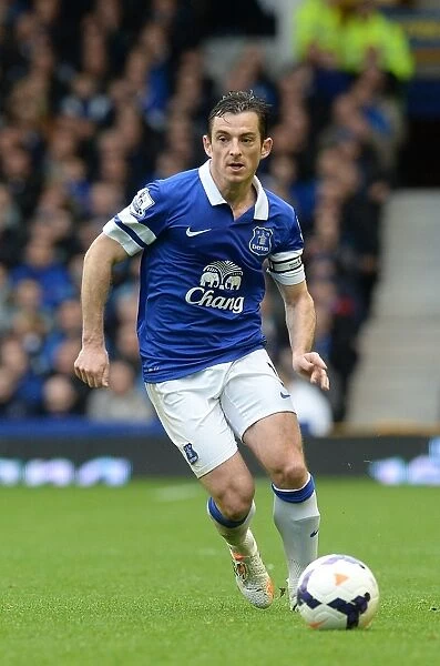 Leighton Baines and Everton's Triumph: 3-0 Victory Over Arsenal (Barclays Premier League, 06-04-2014)